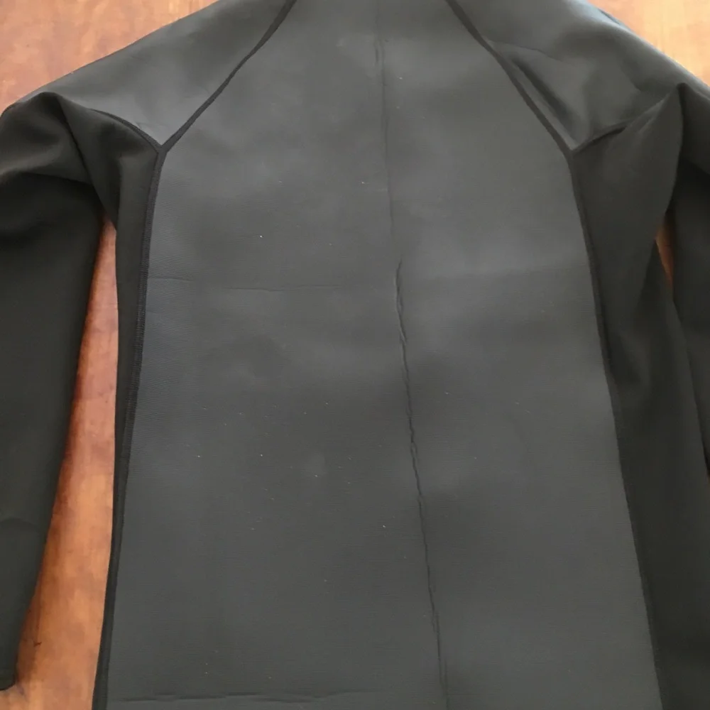 XCEL Men's Front-Zip Long Sleeve Swim Rash Guard in Black Brand New
